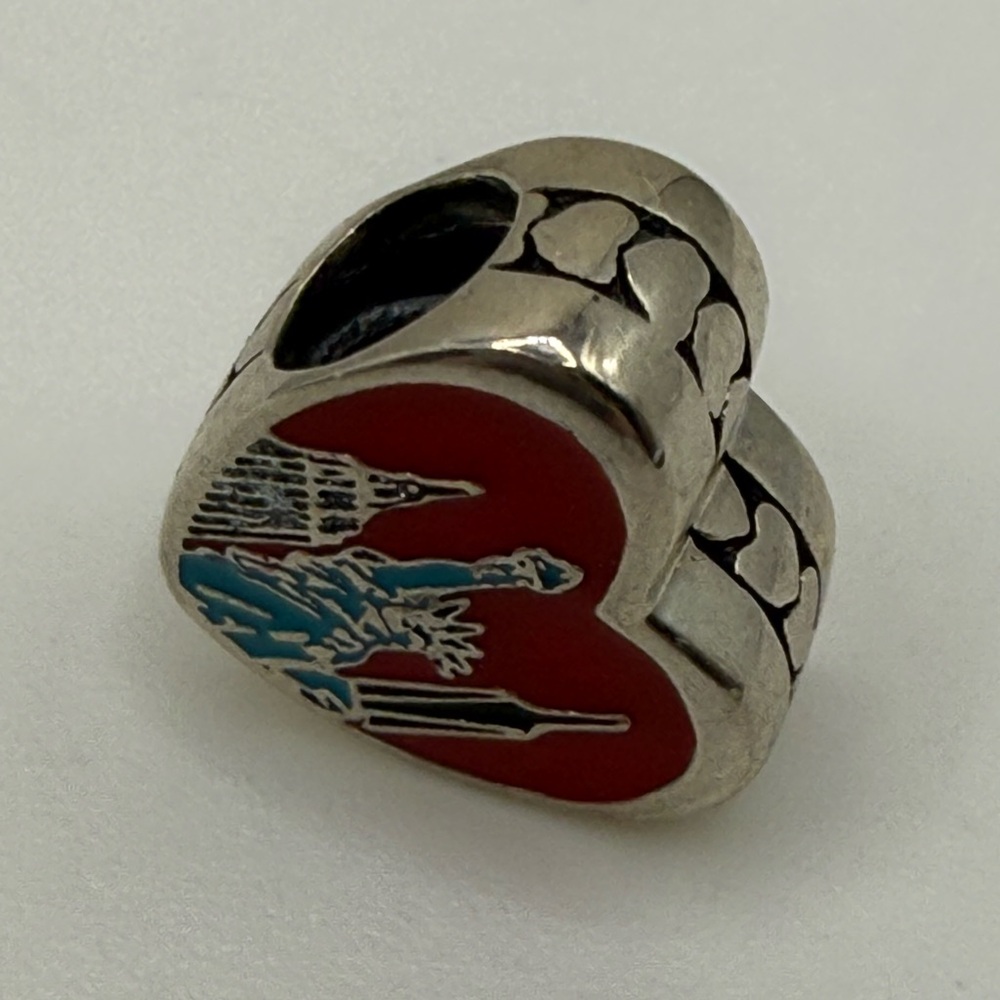 Pandora “Tribute to NYC” Heart Charm!